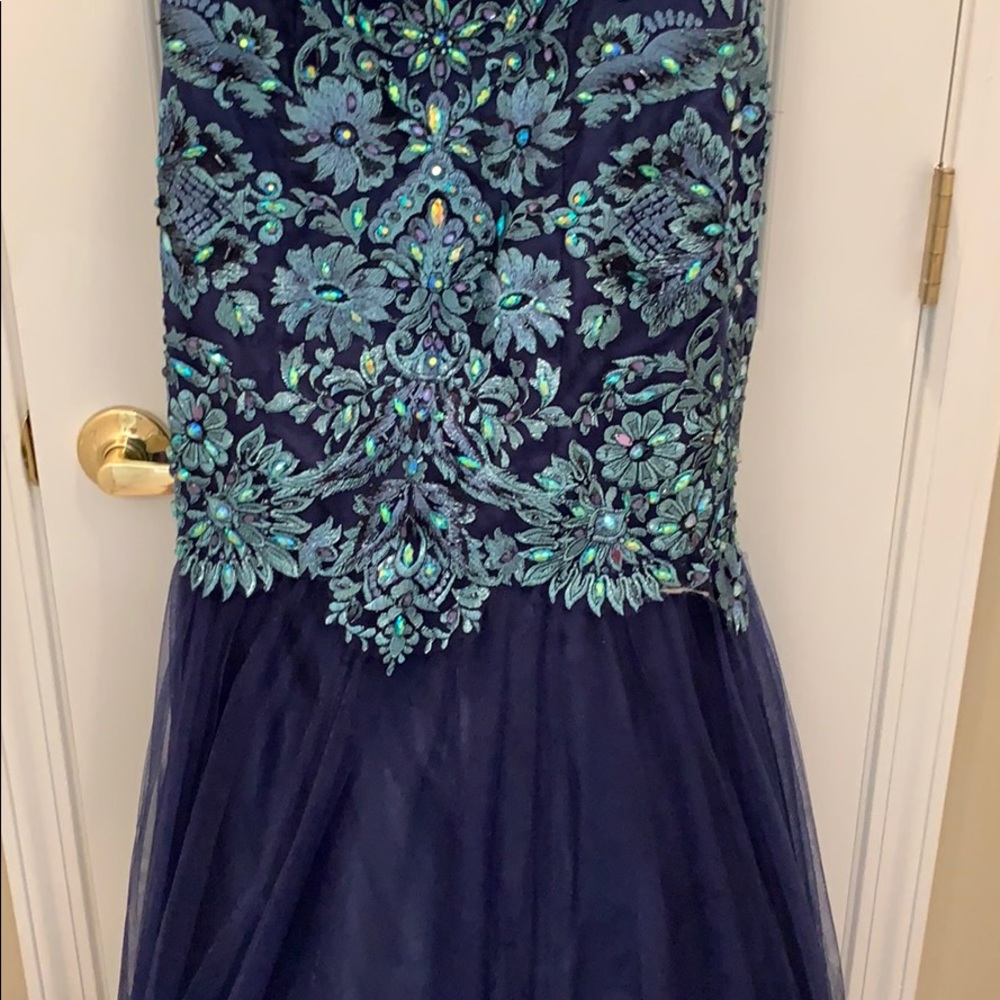 Prom Dress - Picture 5 of 6